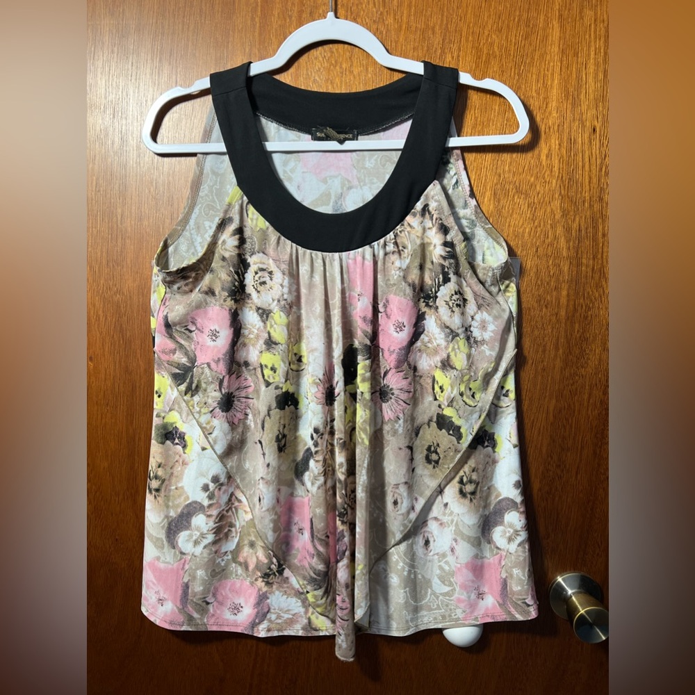 Susan Lawrence size L beige floral blouse